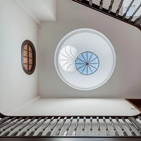 Lit - Clerigos Porto