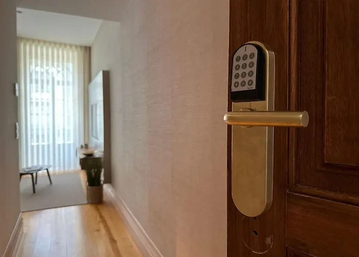 Lit - Clerigos Apartman Porto